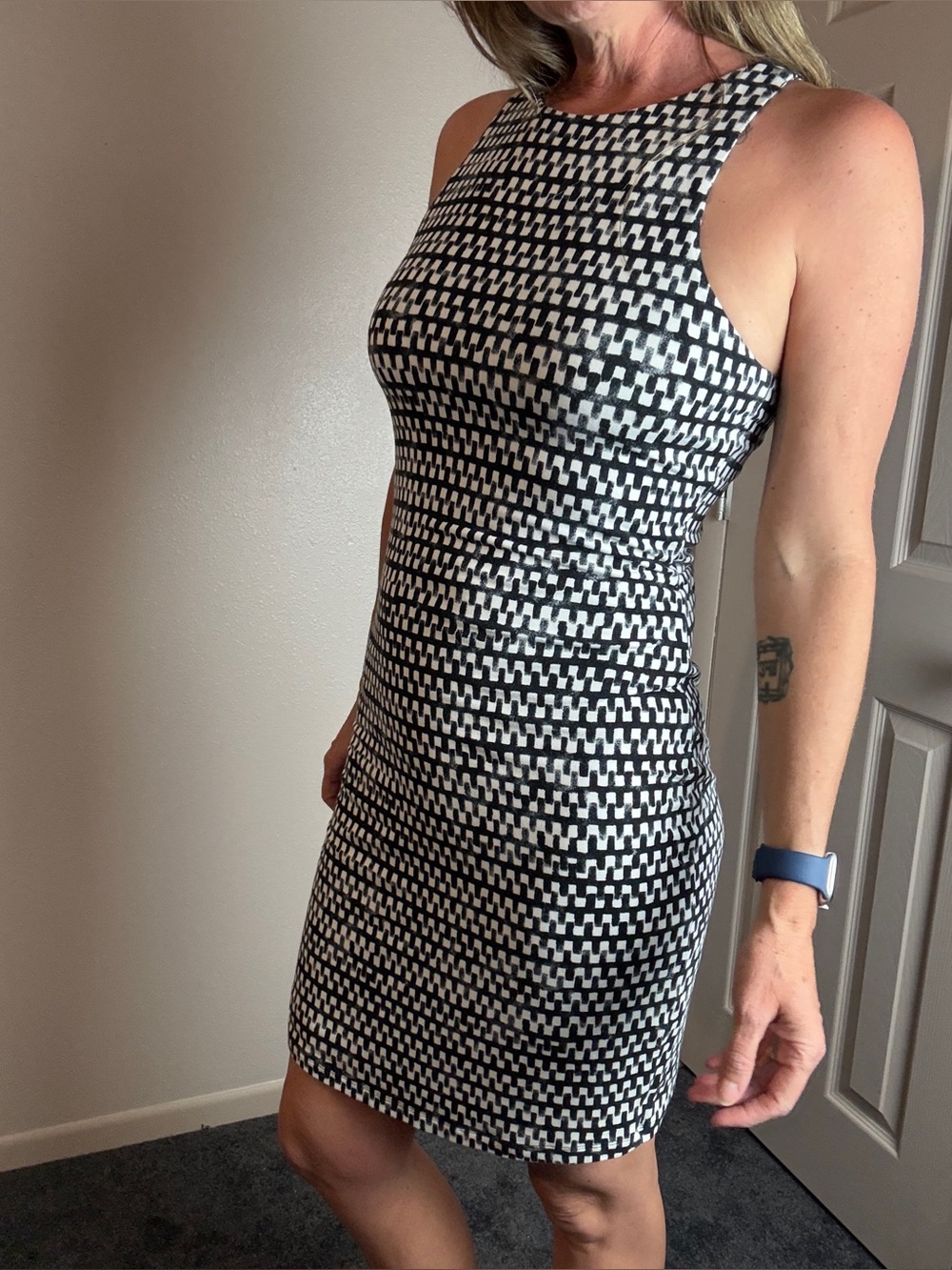Tart Black and White Geometric Sleeveless Bodycon Sheath Dress
